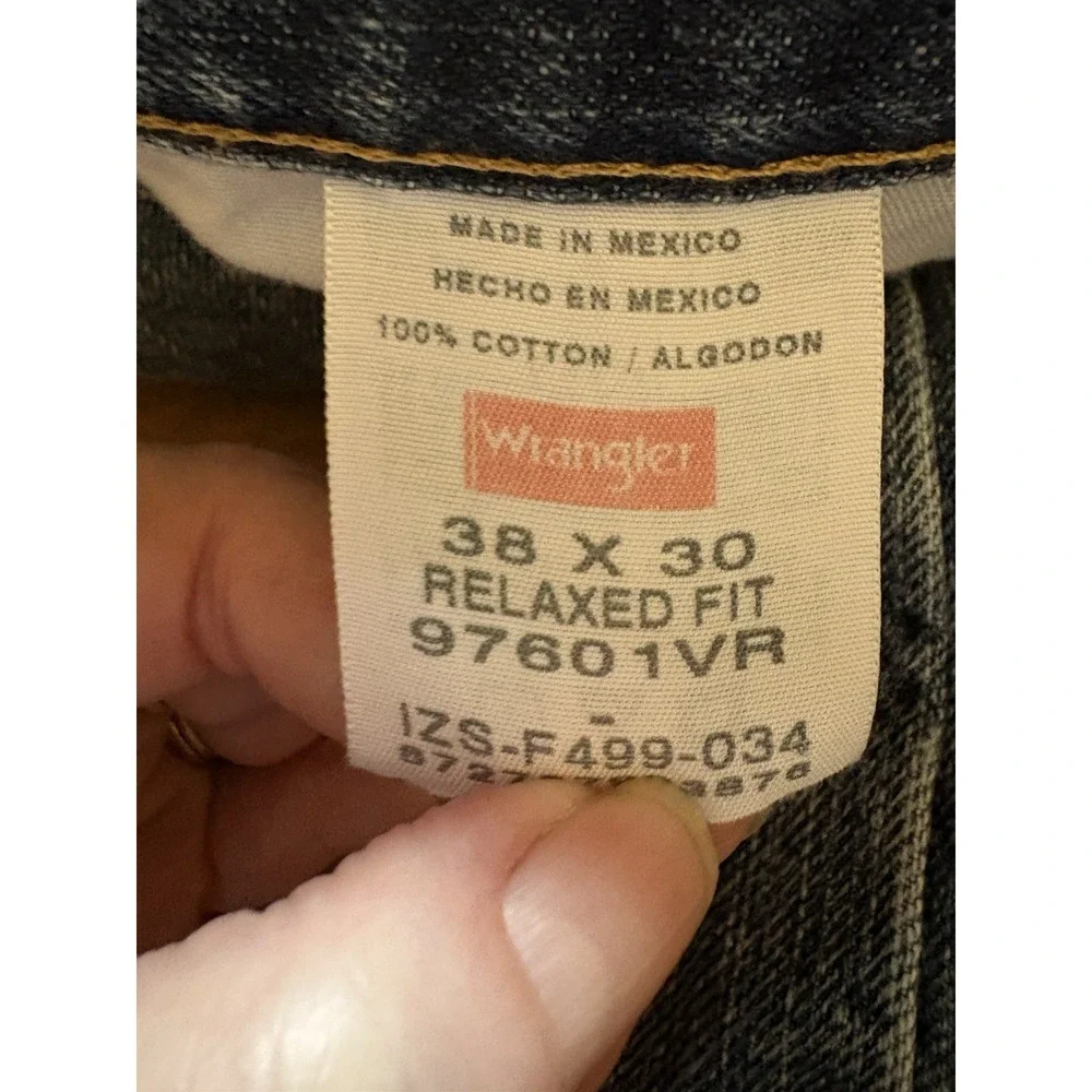 WRANGLER Men's Jeans Size 38x30 Blue Denim Relaxed Straight Western Cowboy Pants